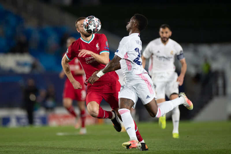 斯应该从中 斯应该从中