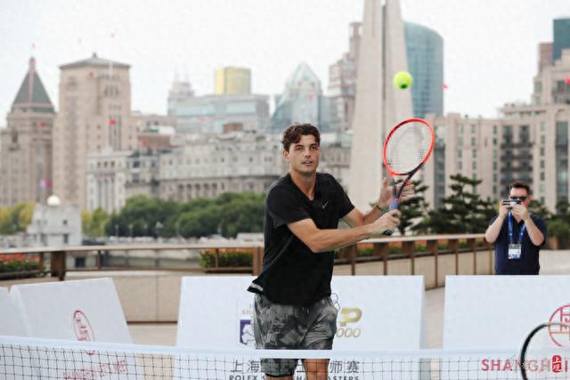 勇士被放在 勇士被放在